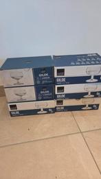 35 glaasjes met doos, Ophalen, Zo goed als nieuw, Borrel- of Shotglas