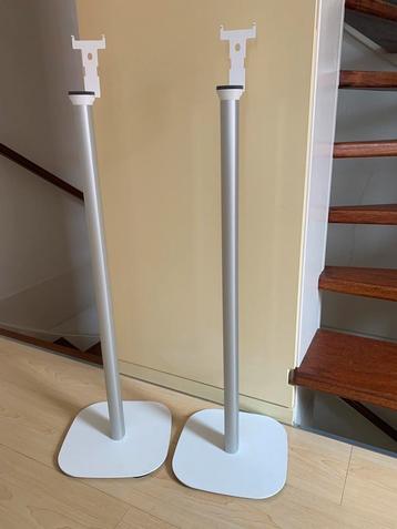 Sonos Play 3 : standaarden en Muurbeugels (wit). beschikbaar voor biedingen