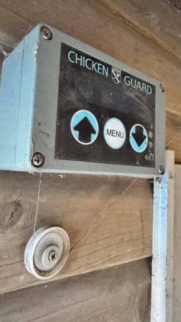 Chicken Guard automatische kippenhok opener -geen ongedierte beschikbaar voor biedingen