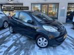 Peugeot 107 1.0-12V Zwart Airco Nieuwe apk (bj 2008), Auto's, Peugeot, Elektrische ramen, Gebruikt, 4 stoelen, Bedrijf