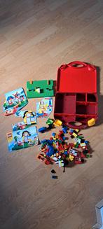Lego koffertje met lego.
Met 2 legosets voor leeftijd 4+., Ophalen of Verzenden, Zo goed als nieuw, Lego