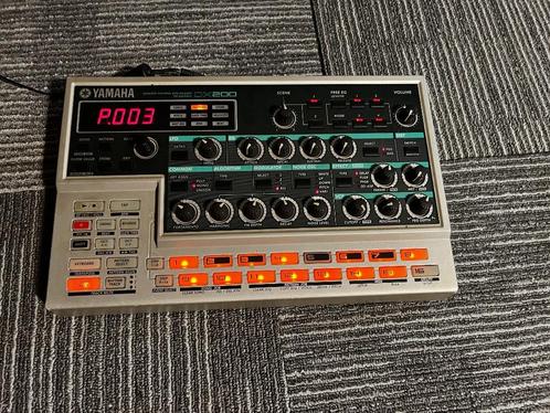 Yamaha DX200 loop factory, Muziek en Instrumenten, Synthesizers, Gebruikt, Overige aantallen, Yamaha, Ophalen of Verzenden