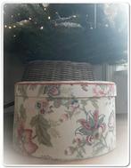 Grote Franse Oude Ronde Stoffen Doos & Oude Poppen, Antiek en Kunst, Ophalen of Verzenden