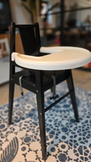 Ikea Kinderstoel beschikbaar voor biedingen