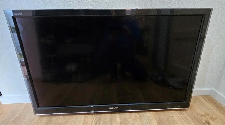 Defecte Sharp LCD TV 46 inch FullHD - Voor de hobbyist, Audio, Tv en Foto, Televisies, Niet werkend, LCD, 100 cm of meer, Full HD (1080p)