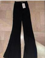 Flared stretch broek bershka maat xs nieuw met kaartje, Kleding | Dames, Broeken en Pantalons, Zwart, Nieuw, Maat 34 (XS) of kleiner