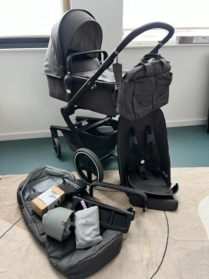 Joolz Day+ Awesome Anthracite met veel accessoires, Kinderen en Baby's, Kinderwagens en Combinaties, Zo goed als nieuw, Combiwagen