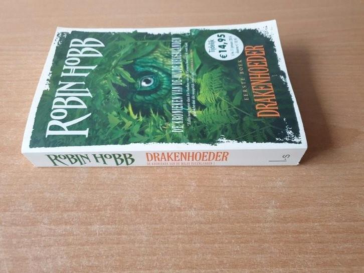 Robin Hobb - Drakenhoeder (midsize), Boeken, Fantasy, Gelezen, Ophalen of Verzenden