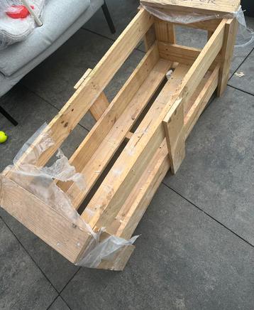 Pallet houtenkrat houten bak beschikbaar voor biedingen