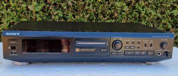Sony MDS-JE500 minidisk  beschikbaar voor biedingen