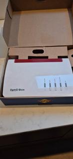 Fritzbox 7590 Router Modem, Ophalen of Verzenden, Zo goed als nieuw, Router met modem, Fritzbox