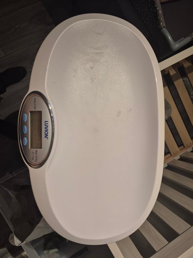 Baby weegschaal - Luvion, Gebruikt, Overige typen, Standaard, Ophalen