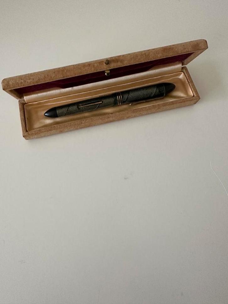 Moor lever filler vulpen fountainpen slangenprint ca 1950, Verzamelen, Pennenverzamelingen, Gebruikt, Vulpen, Overige merken, Ophalen of Verzenden