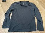 Zwarte HEMA basic longsleeve shirt maat 122-128, Gebruikt, Jongen of Meisje, Ophalen of Verzenden, Shirt of Longsleeve