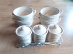 Country stoneware 4 soepkommen + 3 kruidenpotjes, Ophalen of Verzenden, Nieuw, Rond