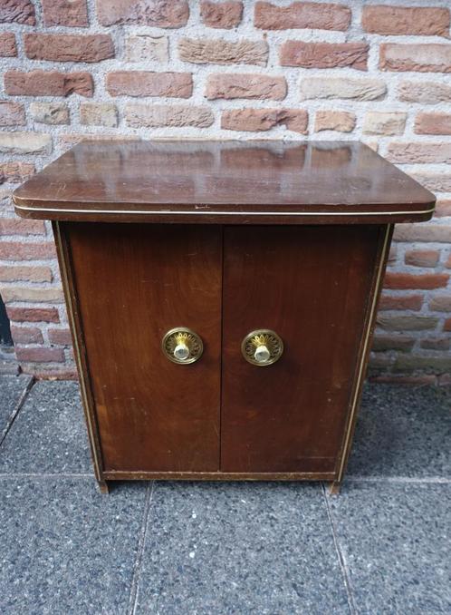 bijzonder antiek donkerbruin glanzend art deco kastje, Verzamelen, Retro, Huis en Inrichting, Ophalen