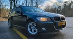 BMW 3-Serie (e90) 2.0 318 I Touring 143pk 2009 zwart, Auto's, Origineel Nederlands, Te koop, 5 stoelen, Benzine