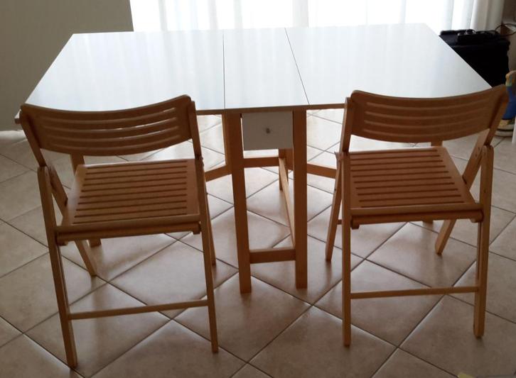 2 UITKLAPTAFELS met elk 2 stoelen, Huis en Inrichting, Tafels | Eettafels, Zo goed als nieuw, 50 tot 100 cm, 100 tot 150 cm, tot twee personen