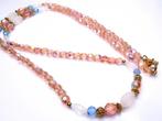 Lang glaskralen collier van 1928, Verzenden, Zo goed als nieuw, Roze, Overige materialen