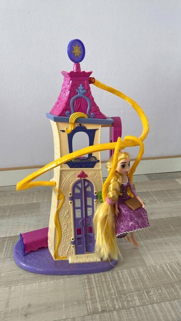 Rapunzel speelkasteel raponsje doornroosje, Kinderen en Baby's, Speelgoed | Buiten | Speelhuisjes, Zo goed als nieuw, Kunststof