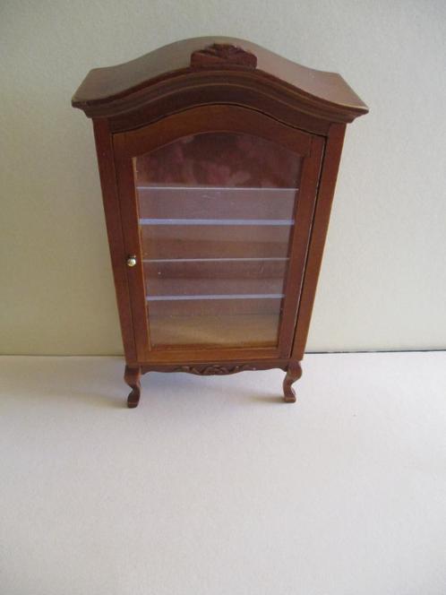 poppenhuis vitrinekast, Verzamelen, Poppenhuizen en Toebehoren, Gebruikt, Decoratie, Ophalen of Verzenden