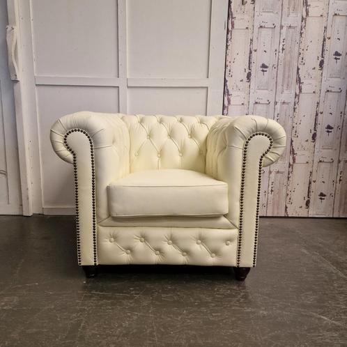 Chesterfield fauteuil vanille , 100% rundleder, Huis en Inrichting, Fauteuils, Zo goed als nieuw, 75 tot 100 cm, Ophalen of Verzenden