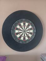 Dartbord met beschermingsring scorebord en pijlen, Ophalen, Gebruikt, Dartbord