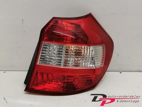 Achterlicht rechts van een BMW 1-Serie, Auto-onderdelen, Verlichting, BMW, Gebruikt, 3 maanden garantie, Ophalen of Verzenden