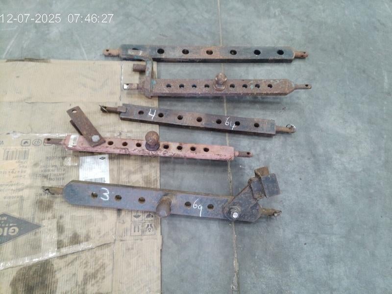 div tractor onderdelen en toebehoren, Zakelijke goederen, Machines en Bouw | Kranen en Graafmachines, Overige typen, Ophalen