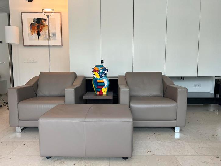 Rolf Benz 350 2 fauteuils, 2 banken + 2 hockers  NIEUWSTAAT, Huis en Inrichting, Banken | Complete zithoeken, Zo goed als nieuw