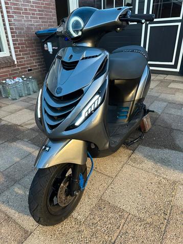 Piaggio zip 70cc MOET WEG beschikbaar voor biedingen