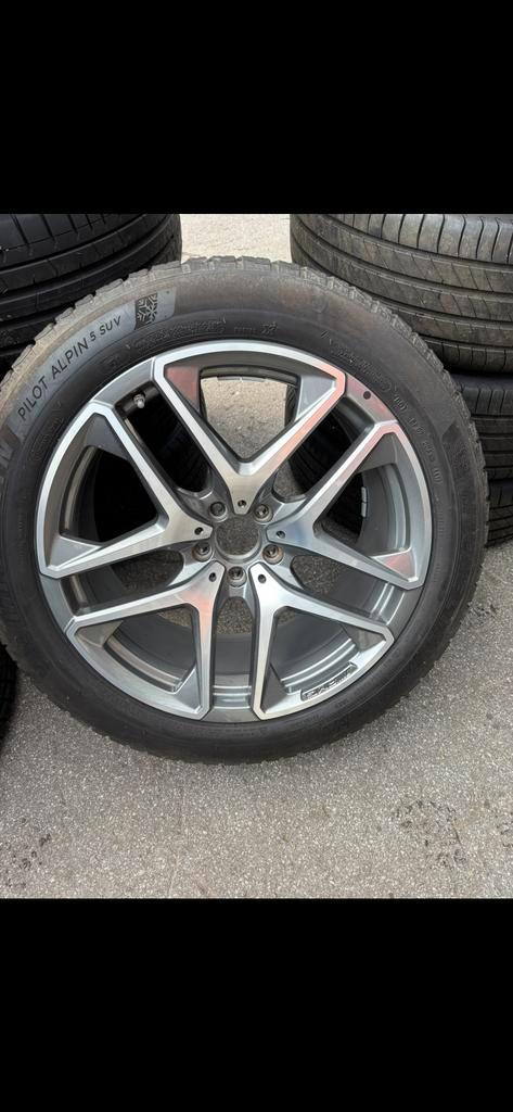 20" AMG Velgen + Winterbanden GLC 63 AMG, Auto-onderdelen, Banden en Velgen, Banden en Velgen, Winterbanden, 20 inch, 265 mm, Terreinwagen