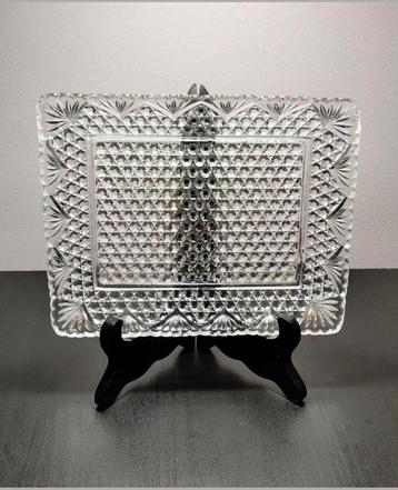 Art-déco schaal beschikbaar voor biedingen