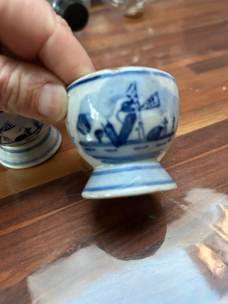 Delfts Blauw Eierdopjes - Handgeschilderd (2 stuks), Antiek en Kunst, Antiek | Keramiek en Aardewerk, Ophalen of Verzenden