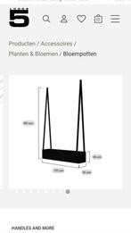 Stijlvolle zwarte bloembak met ophangsysteem, Ophalen of Verzenden, Zo goed als nieuw, Rechthoekig, Tuin