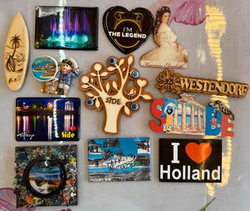 Verschillende vakantie magneetjes  beschikbaar voor biedingen