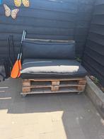 Palletbank met kussens en wielen, Tuin en Terras, Ophalen, Gebruikt, Hout, Stapelbaar