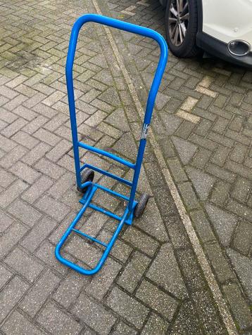 Steekwagen beschikbaar voor biedingen