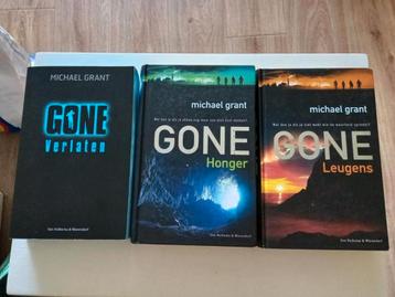 YA - Gone - Boekenserie 1, 2 & 3 - Michael Grant  beschikbaar voor biedingen
