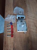 Cisa Deurslot - Compleet met Sleutels, Doe-het-zelf en Verbouw, Ophalen of Verzenden, Zo goed als nieuw, Rvs, Slot