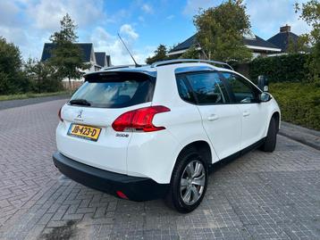 Peugeot 2008 1.2 VTI 60KW/82PK 2015 Wit nieuw distru/banden beschikbaar voor biedingen