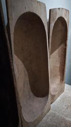 Oude houten trog bak voederbak, Ophalen