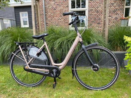 Als nieuw, Gazelle Grenoble c8 damesfiets h53 met garantie, Fietsen en Brommers, Fietsaccessoires | Fietssloten, Ophalen