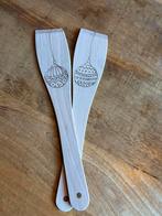Houten spatels met kerstbal erop!, Diversen, Kerst, Ophalen of Verzenden, Nieuw