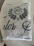 Taylor Swift Checker Game Towel, Kleding | Dames, Ophalen of Verzenden, Nieuw