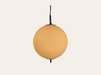 J. Adams & Co Spot Nova Globe bij TheReSales