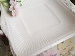 Wedgwood Edme presenteer schaal bord, Huis en Inrichting, Keuken | Servies, Ophalen of Verzenden, Wedgwood, Aardewerk, Schaal of Schalen
