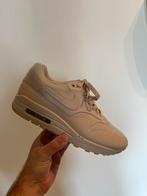 Nike Air Max 1 Patch Sand US6.5/39eu, Ophalen, Zo goed als nieuw, Beige, Sneakers of Gympen