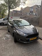 Ford Fiesta | 2016 | Nette auto | Grijs | Goed onderhouden, Auto's, Voorwielaandrijving, Stof, Zwart, 525 kg