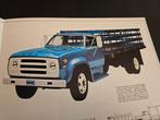 Brochure Dodge Medium-Duty models 1974 USA, Ophalen of Verzenden, Zo goed als nieuw, Overige merken
